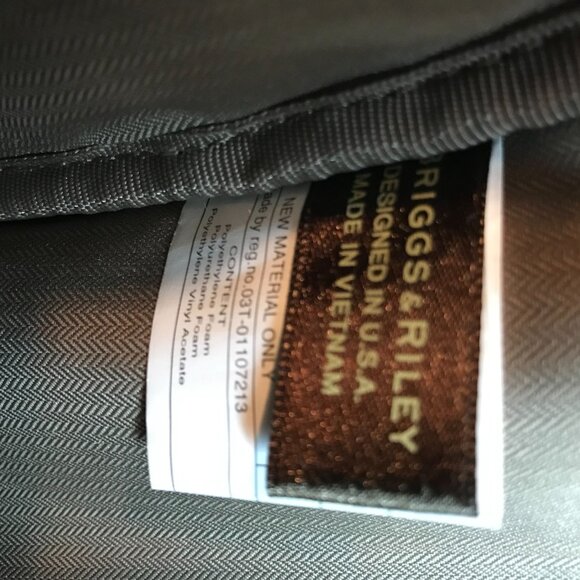 The Briggs & Riley Kinzie Street Large Backpack Travel Backpack RFID (Damage) - Picture 12 of 16